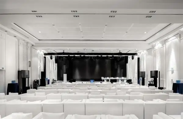 Espacio de recepción de un hotel asociado, Casablanca