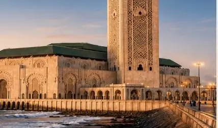 Mezquita Hassan II a orillas del océano, Casablanca